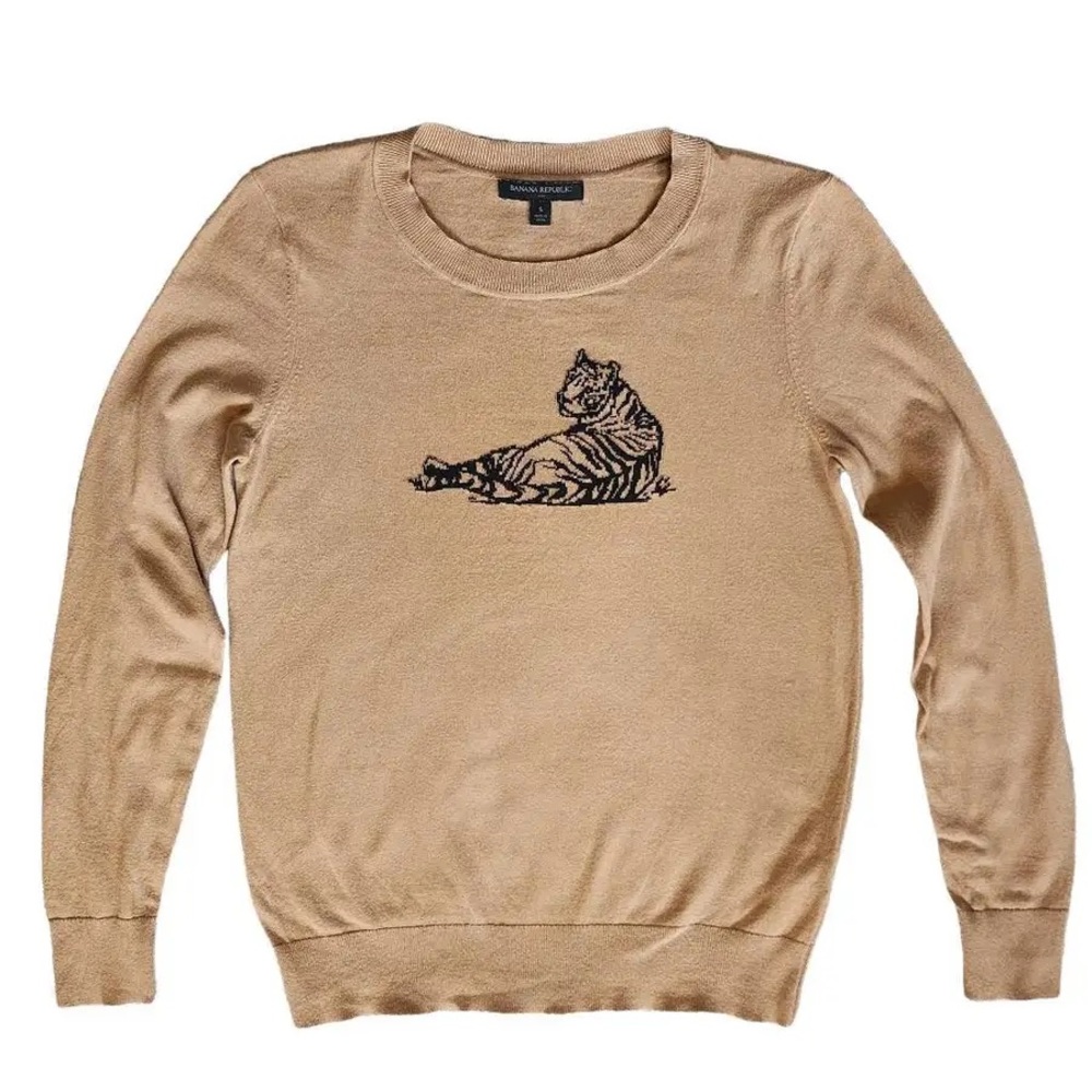 Banana Republic Tiger Crew Neck